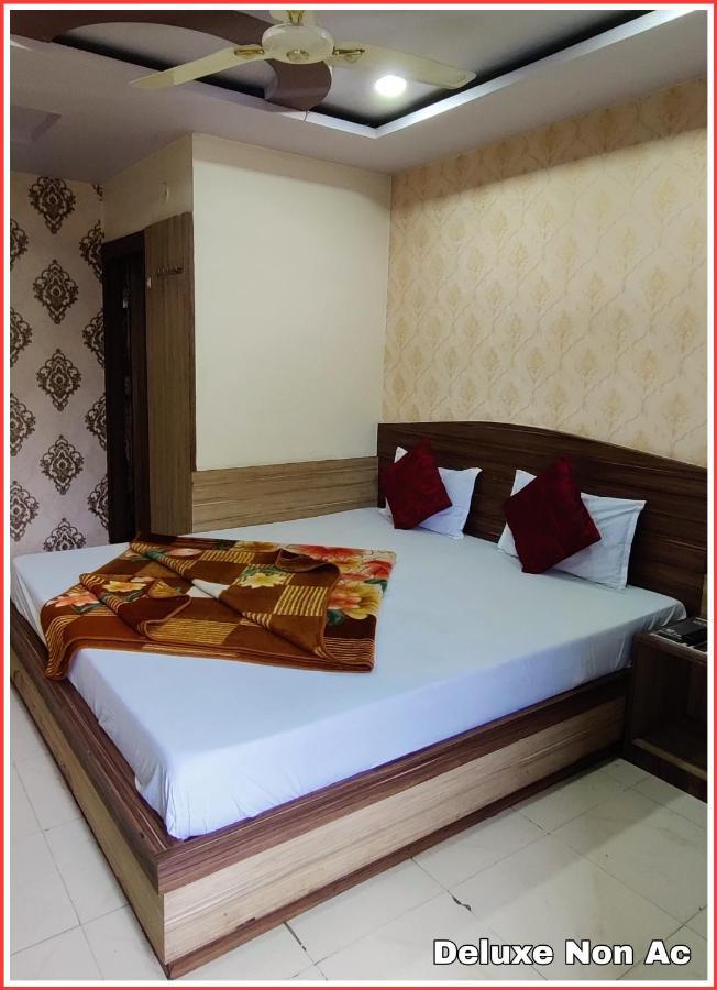 Hotel Satpura Safari Pachmarhī Buitenkant foto
