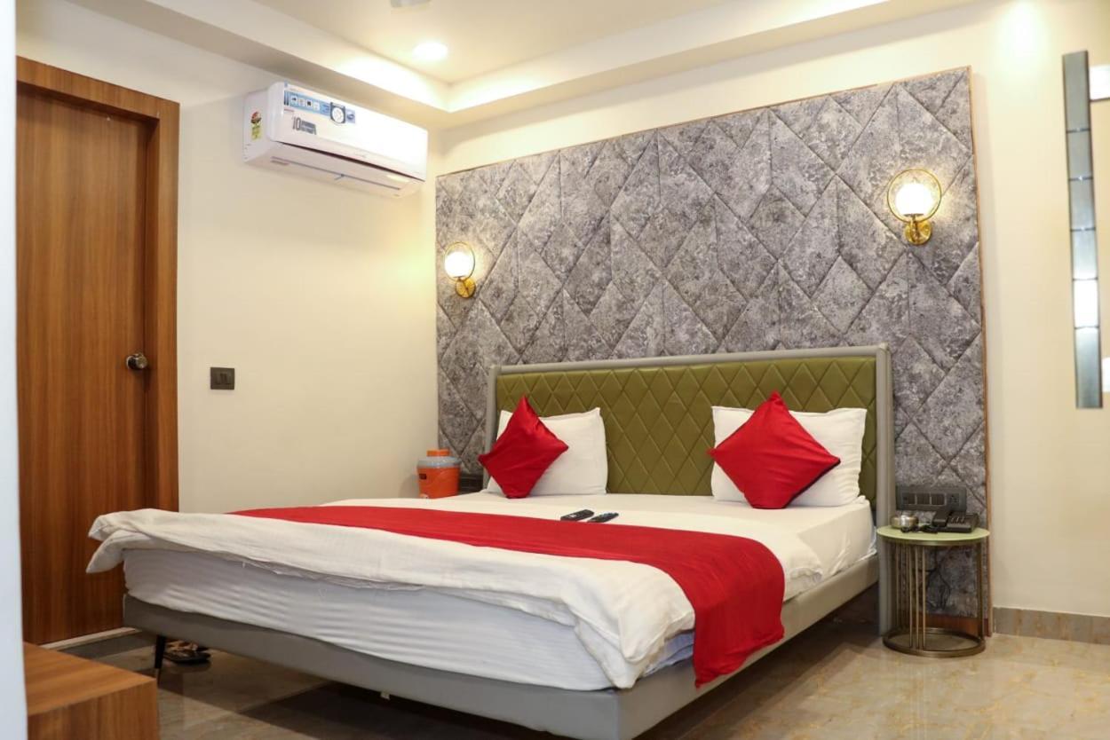 Hotel Satpura Safari Pachmarhī Buitenkant foto