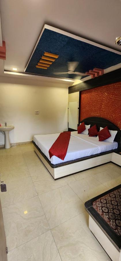 Hotel Satpura Safari Pachmarhī Buitenkant foto